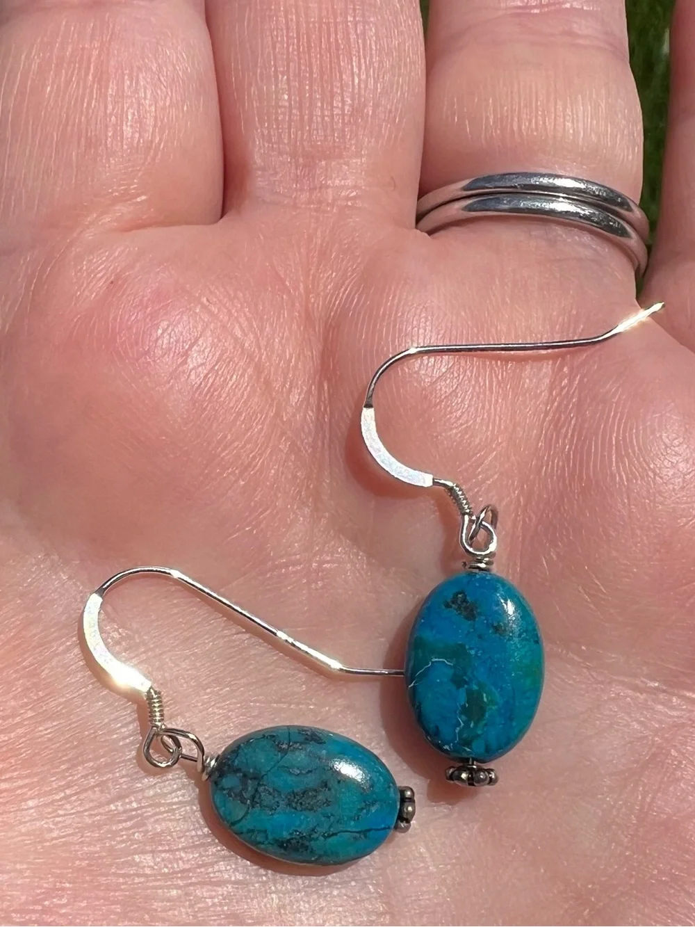 Turquoise Bead memory wire Bracelet and Earrings Set - Women Jewelry